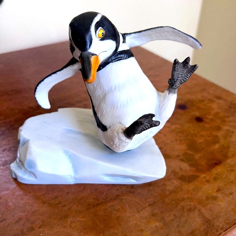 Collectible Franklin Mint Penguin Whoops figurine sculpture 1985 RARE Porcelain